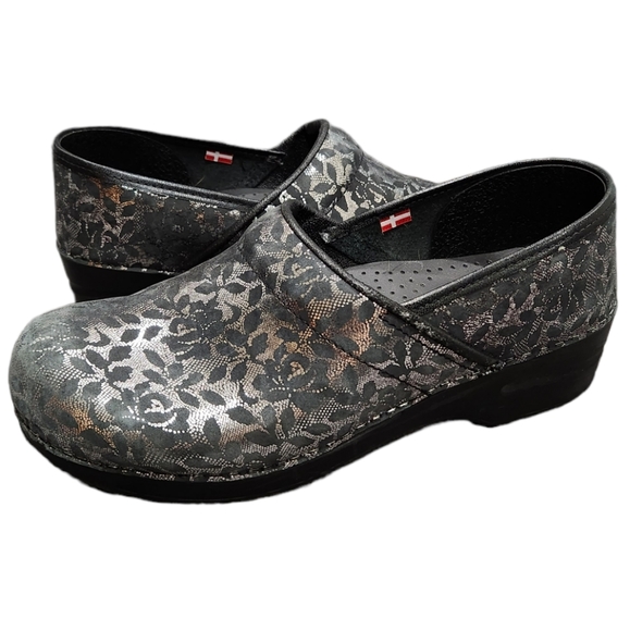 Sanita leather clogs w/silver lace pattern Size EU 42 - Picture 1 of 7